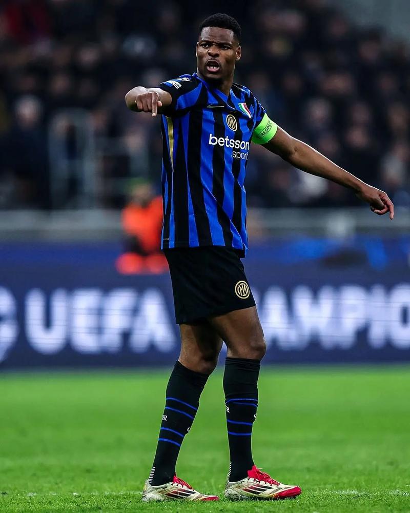 迪马济奥：米兰可能对锋线进行补强，希门尼斯离队是必要条件