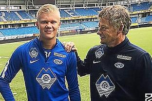 2025／26赛季英超：在球迷心中新赛季英超最佳引援都是谁呢（2025／26英超新赛季：球迷心目中的最佳引援是谁？）