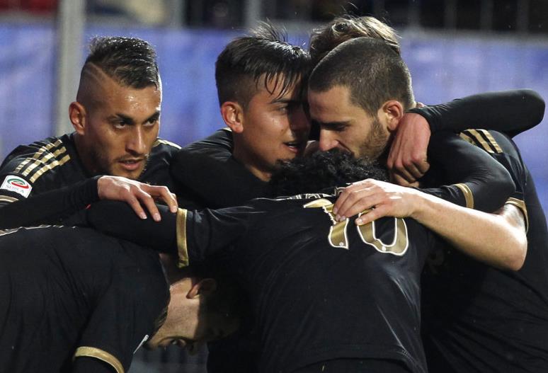 科曼：荷兰足球的人才太多了，我对明年的世界杯充满了期待（科曼：荷兰足球人才济济，我对明年世界杯信心十足）