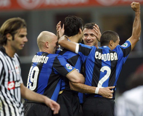 那不勒斯经历10轮点球晋级意杯8强，孔蒂：我们更配得上晋级（鏖战十轮点球，那不勒斯挺进意杯8强；孔蒂：这次晋级实至名归）