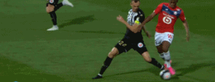 法尔克：纽卡等队曾想引进卡尔，但拜仁抢先与球员完成续约