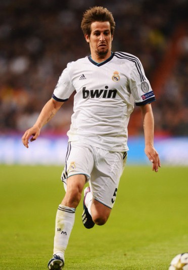 如何评价？小杨正负值全队第二，埃迪6失误赛季新高&6犯离场（赛后怎么看：小杨+／-全队第二，埃迪6失误创季新高并6犯毕业）